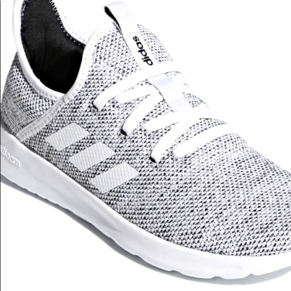 Tennis shoes,adidas,have been worn - Picture 1 of 1